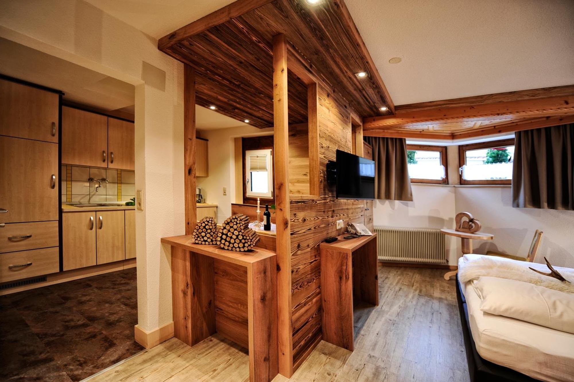 Apart Almrausch Ischgl Chambre photo